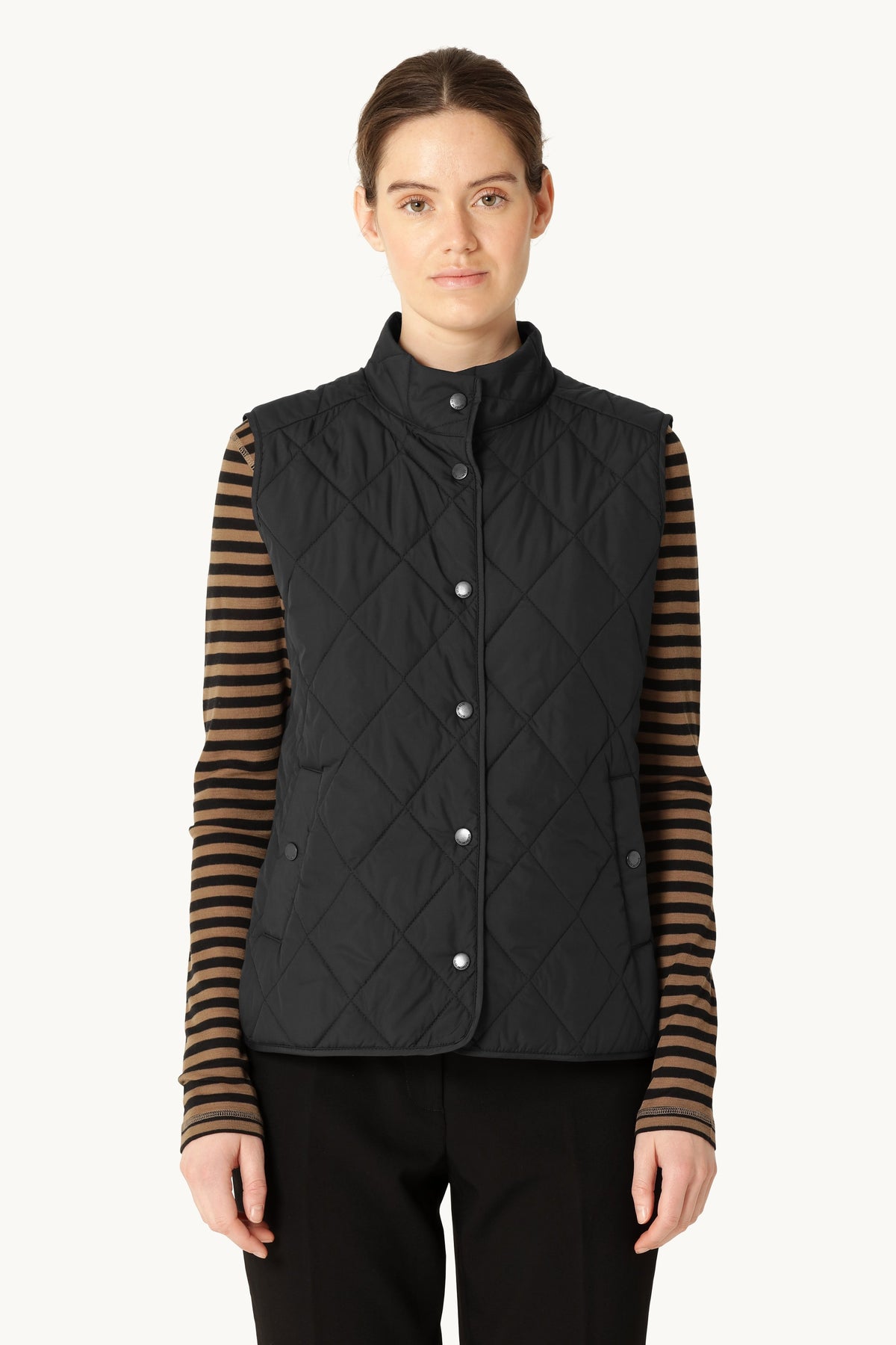 Short Quilted Vest with Press Buttons - Black