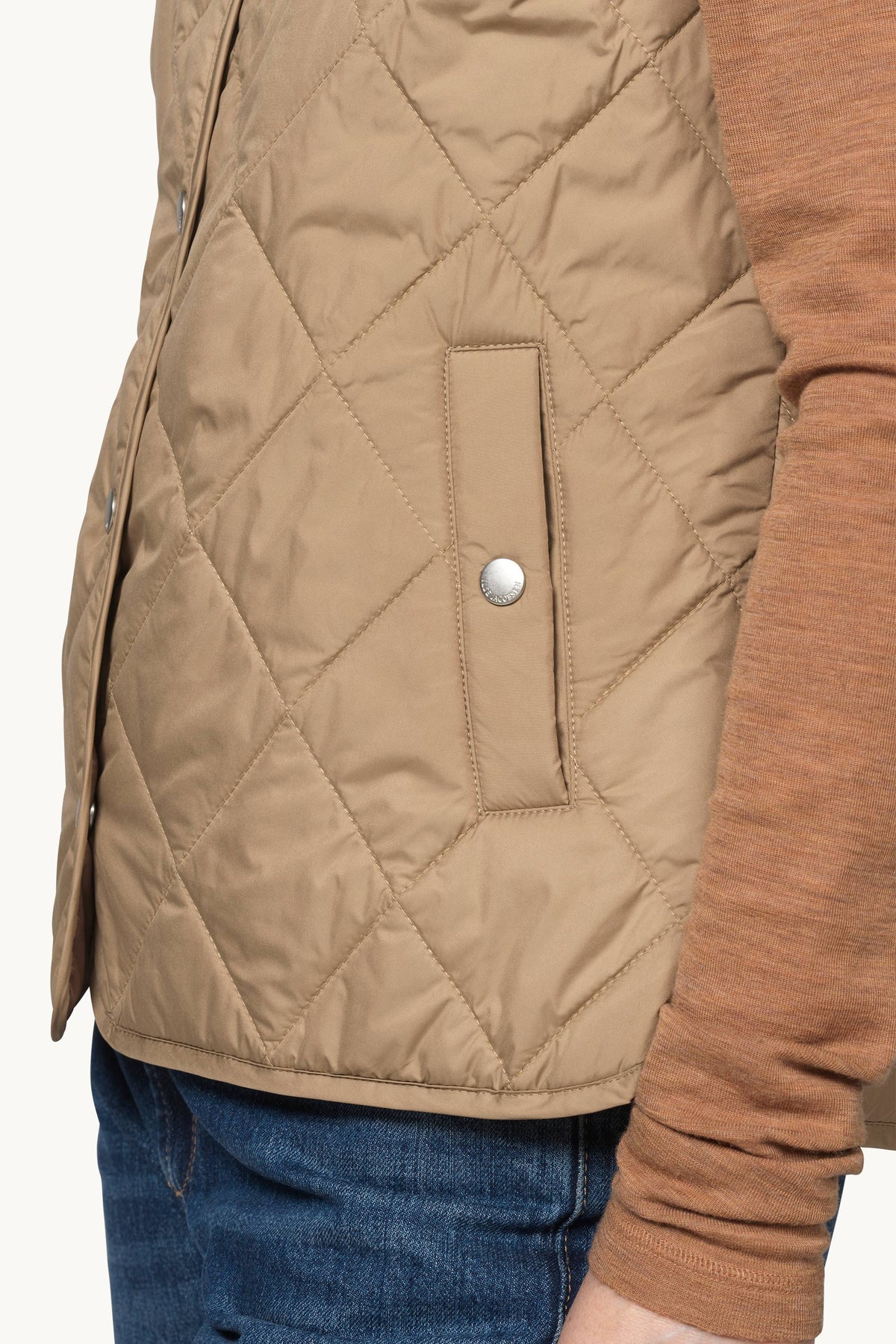 Short Quilted Vest with Press Buttons - Sepia Tint