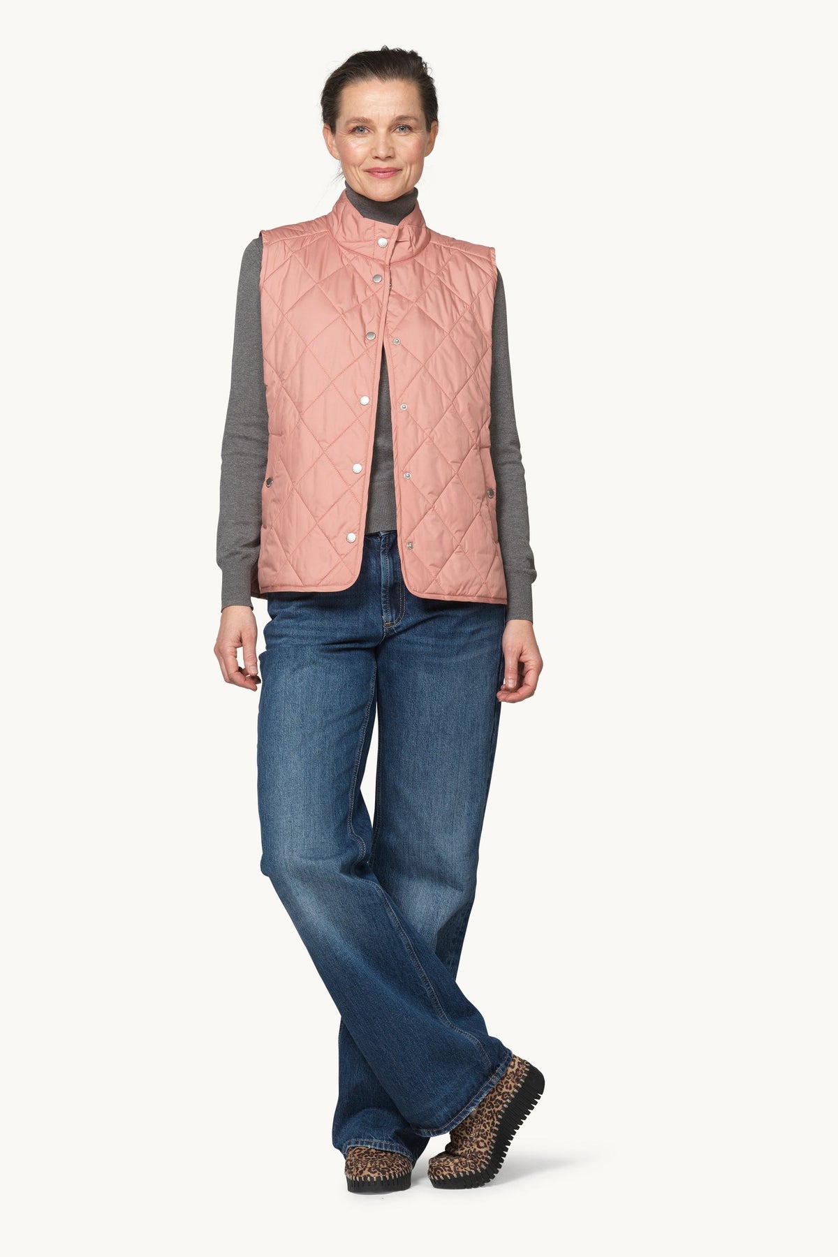Short Quilted Vest with Press Buttons - Ash Rose