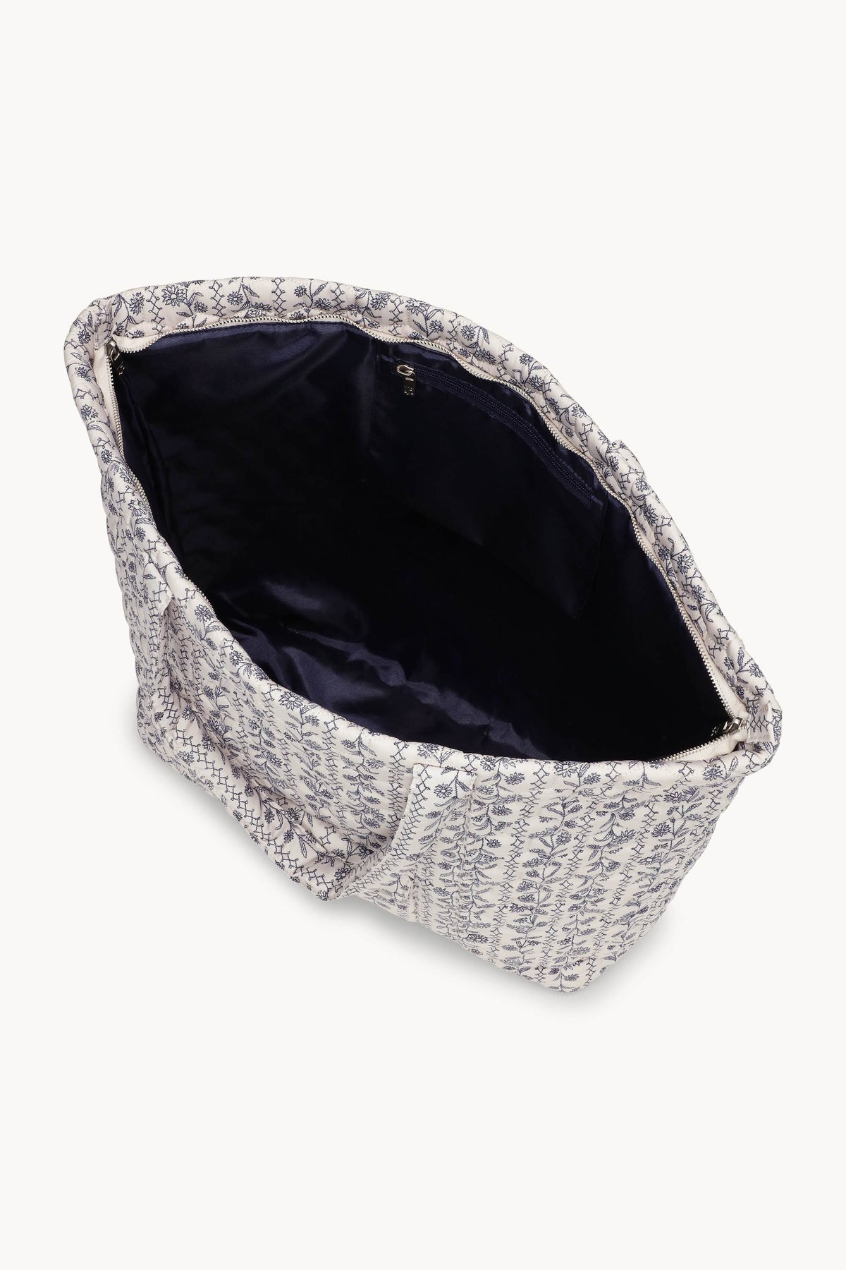 Weekendbag - White Wildflower