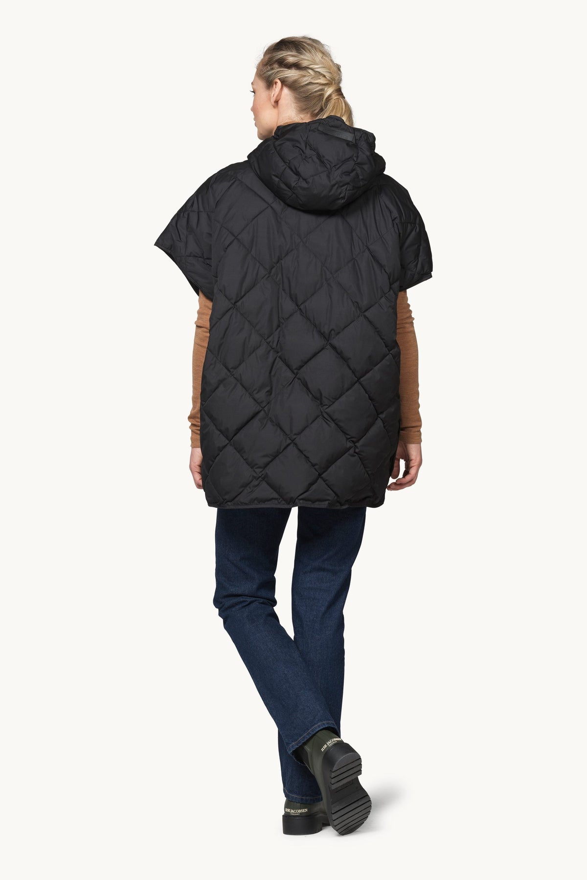 Padded Cape - Black