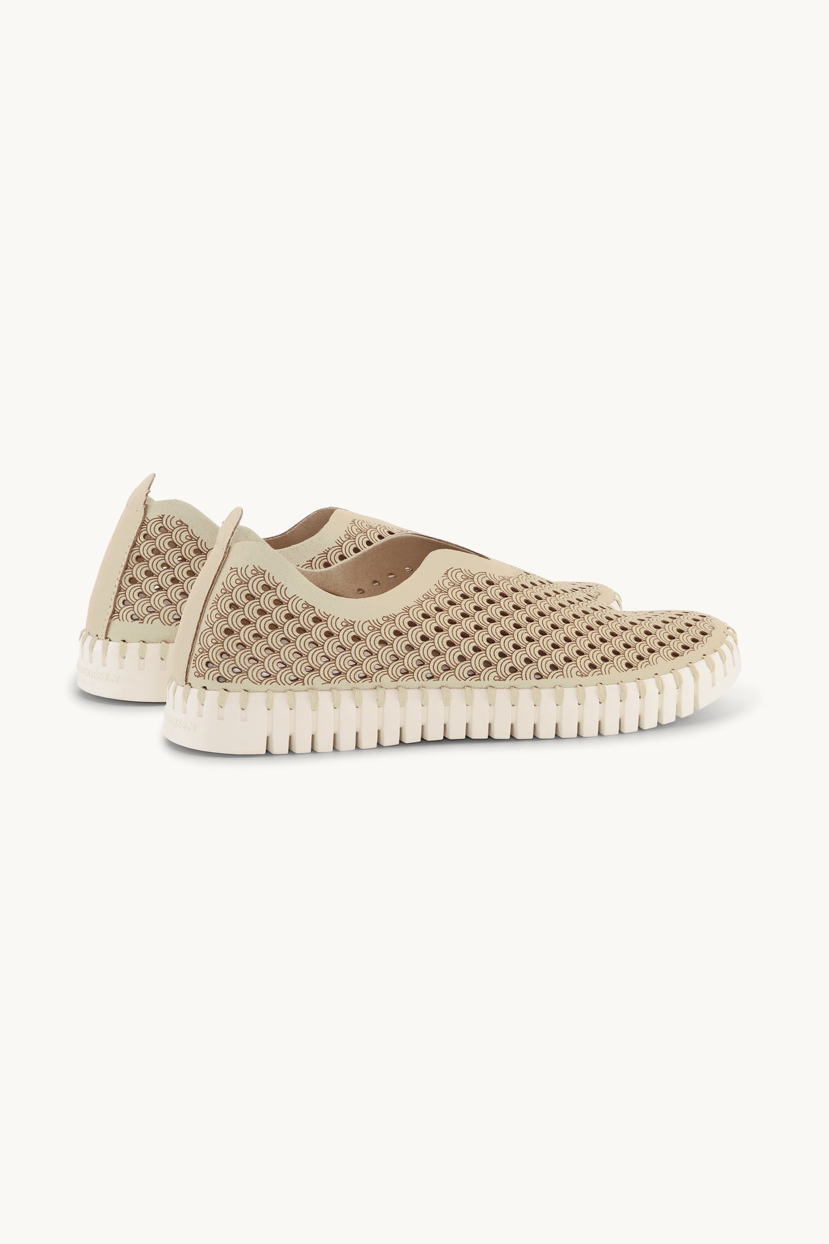 Laser-cut Slip-on Shoes on Flat Sole - Kit