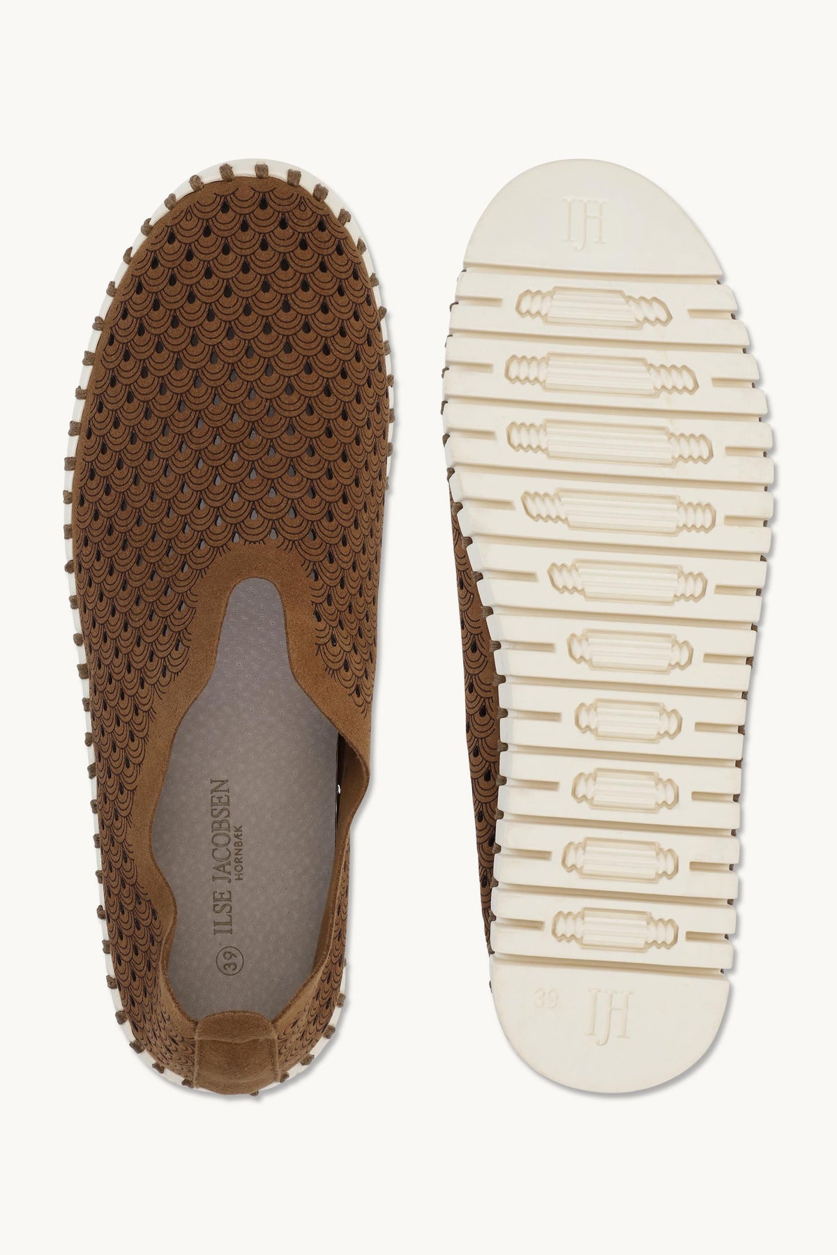 Laser-cut Slip-on Shoes on Flat Sole - Tannin