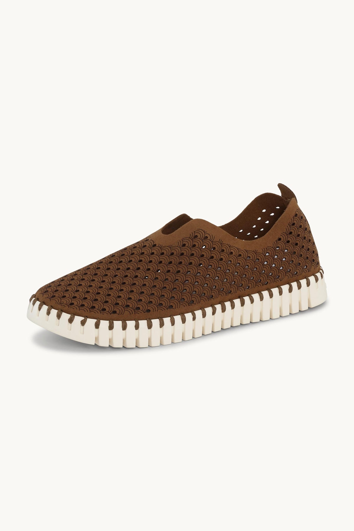 Laser-cut Slip-on Shoes on Flat Sole - Tannin