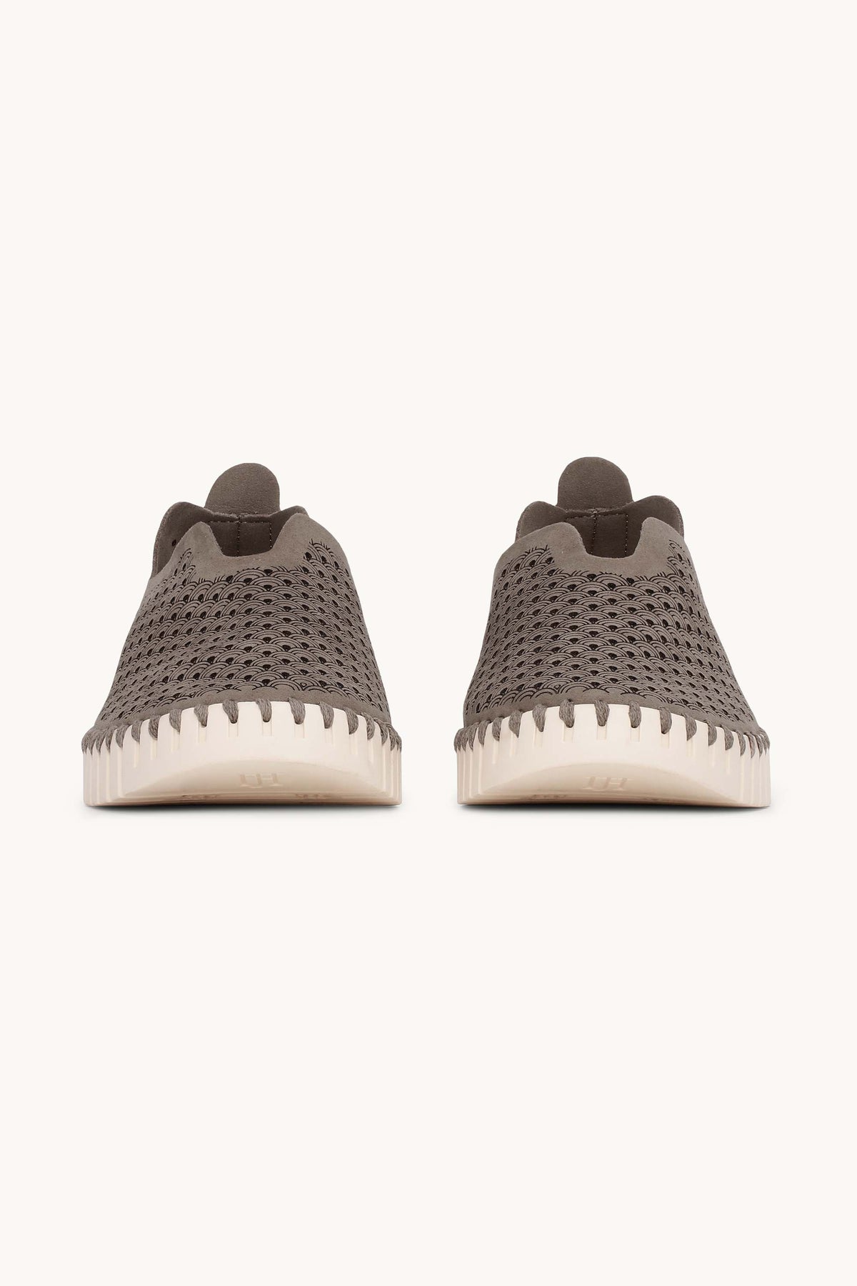 Laser-cut Slip-on Shoes on Flat Sole - Falcon