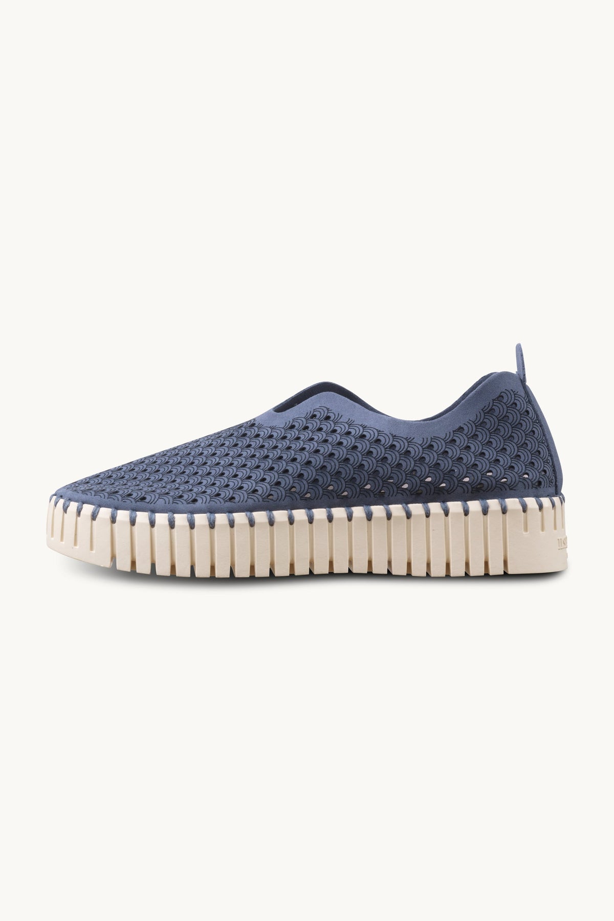 Laser-cut Slip-on Shoes on Platform Sole - Ombre Blue Pearled Ivory
