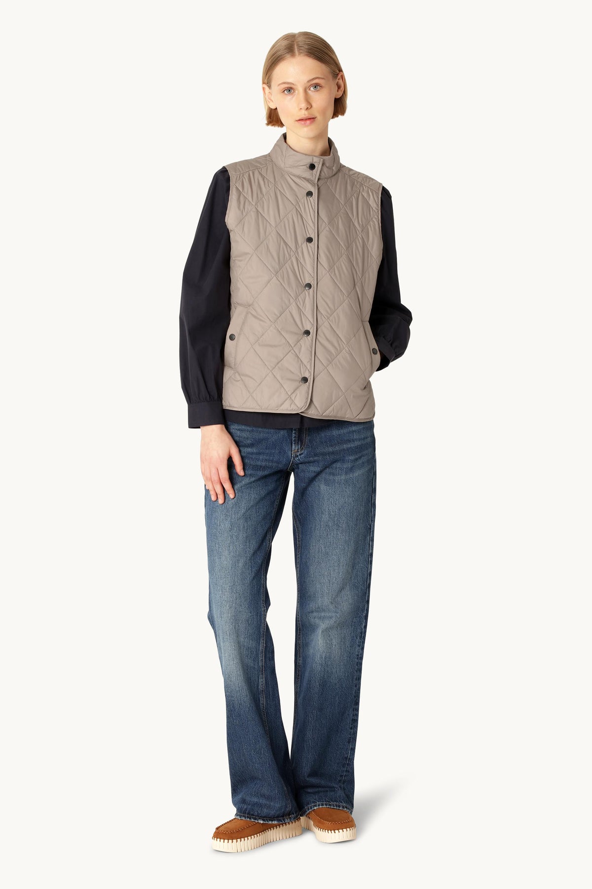 Short Quilted Vest with Press Buttons - Greige
