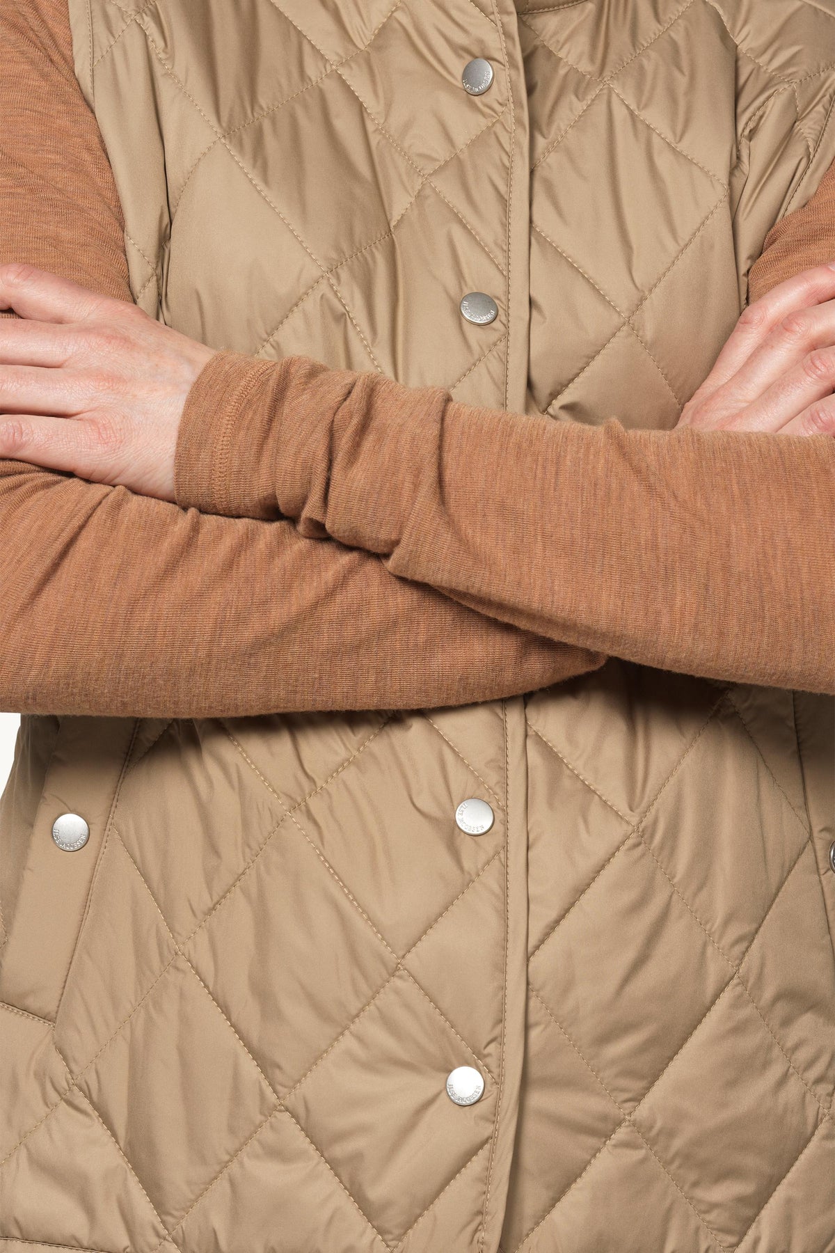 Short Quilted Vest with Press Buttons - Sepia Tint
