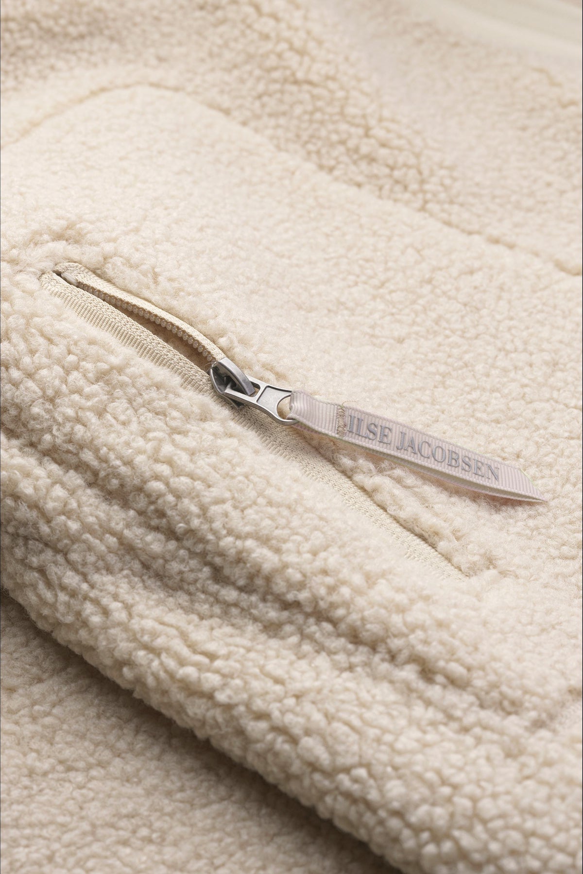 Short Soft Pile Jacket with Zipper - Kit