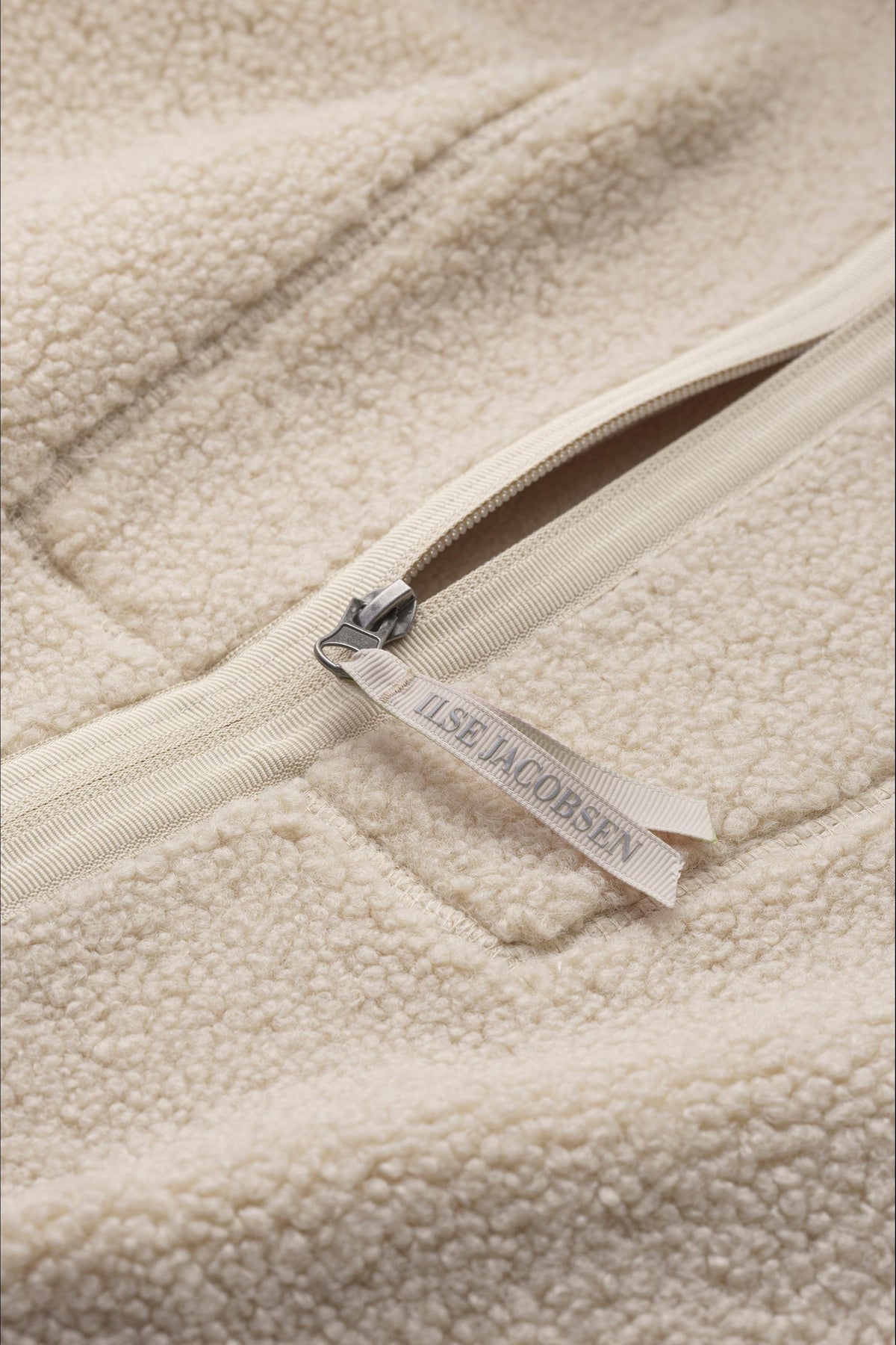 Soft Pile Jacket with Hood - Kit