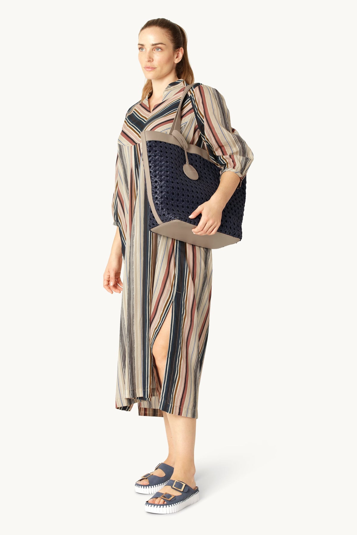 Braided Shopper - Dark Indigo Sand Pile