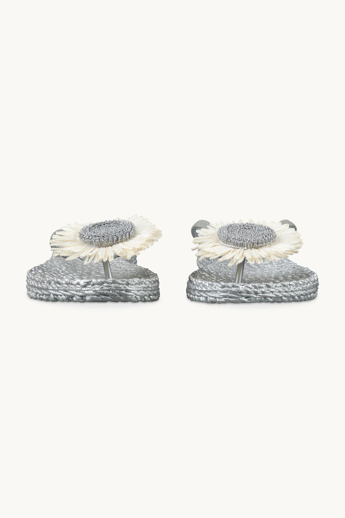 Flip-flops with Flower-embellished Straps - Silver