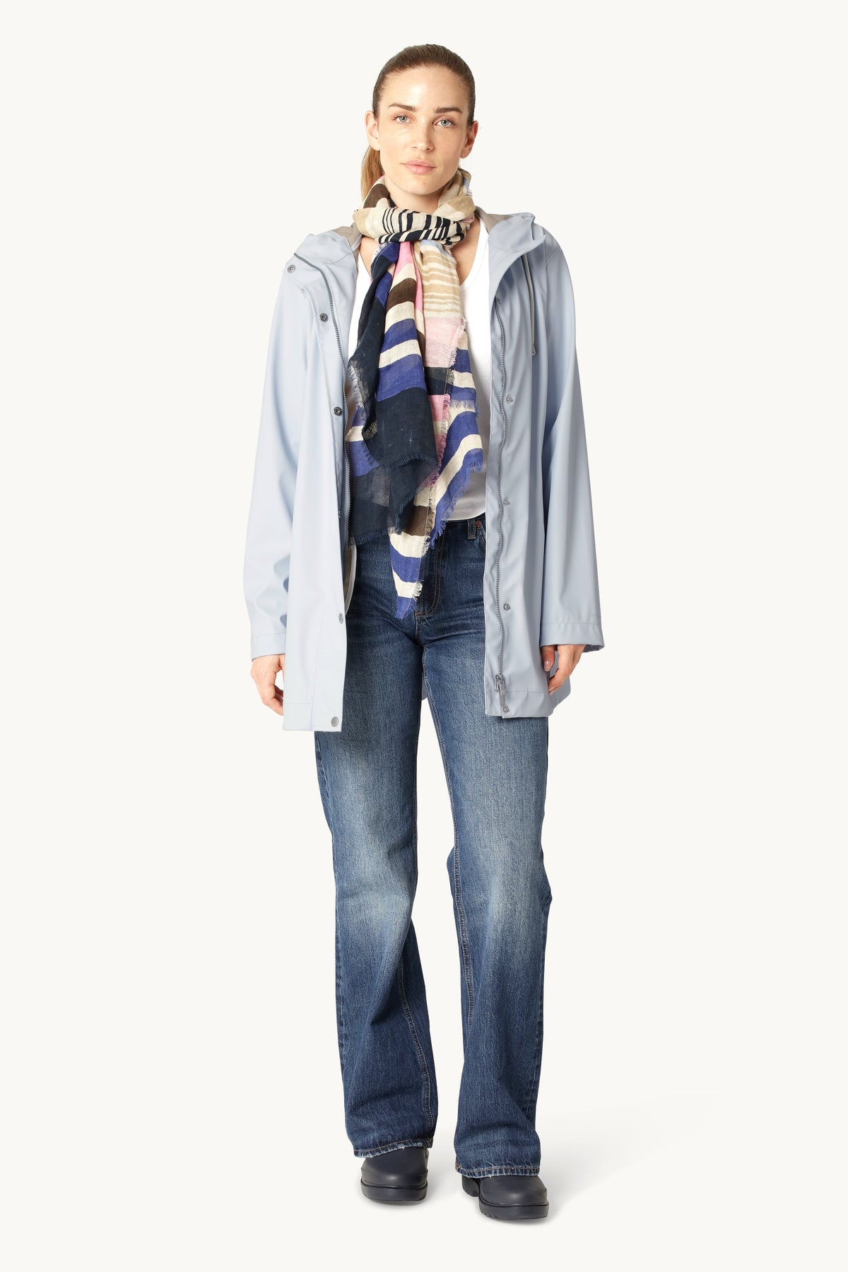 Short Raincoat with Hood - Heather