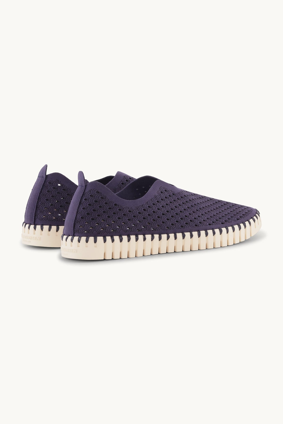 Laser-cut Slip-on Shoes on Flat Sole - Navy